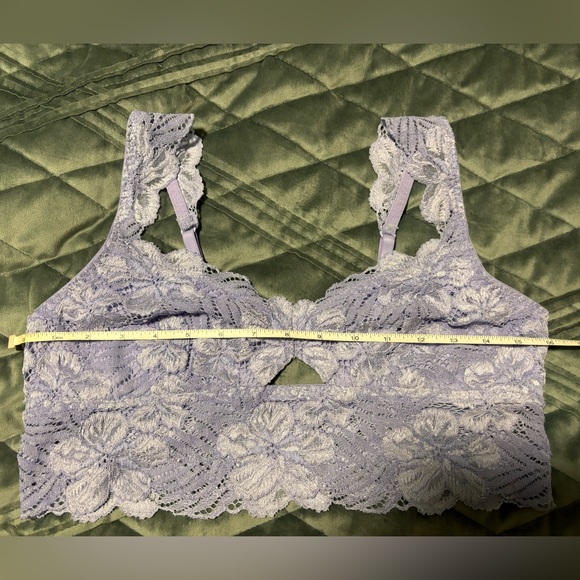 Aerie lilac lace adjustable peekaboo bralette, size large - Picture 8 of 9